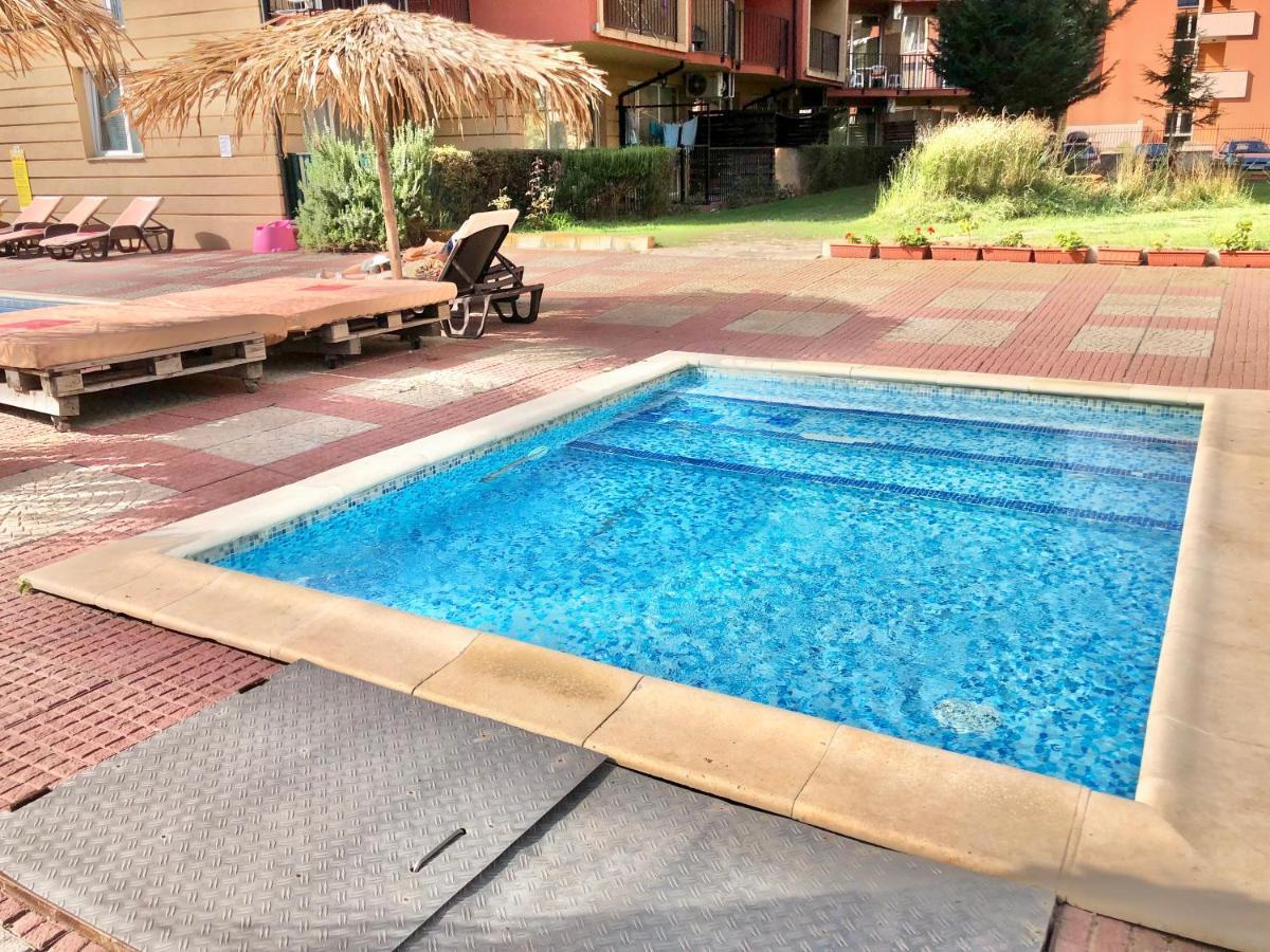 סאני ביץ' Sunny View Central - Menada Apartments מראה חיצוני תמונה