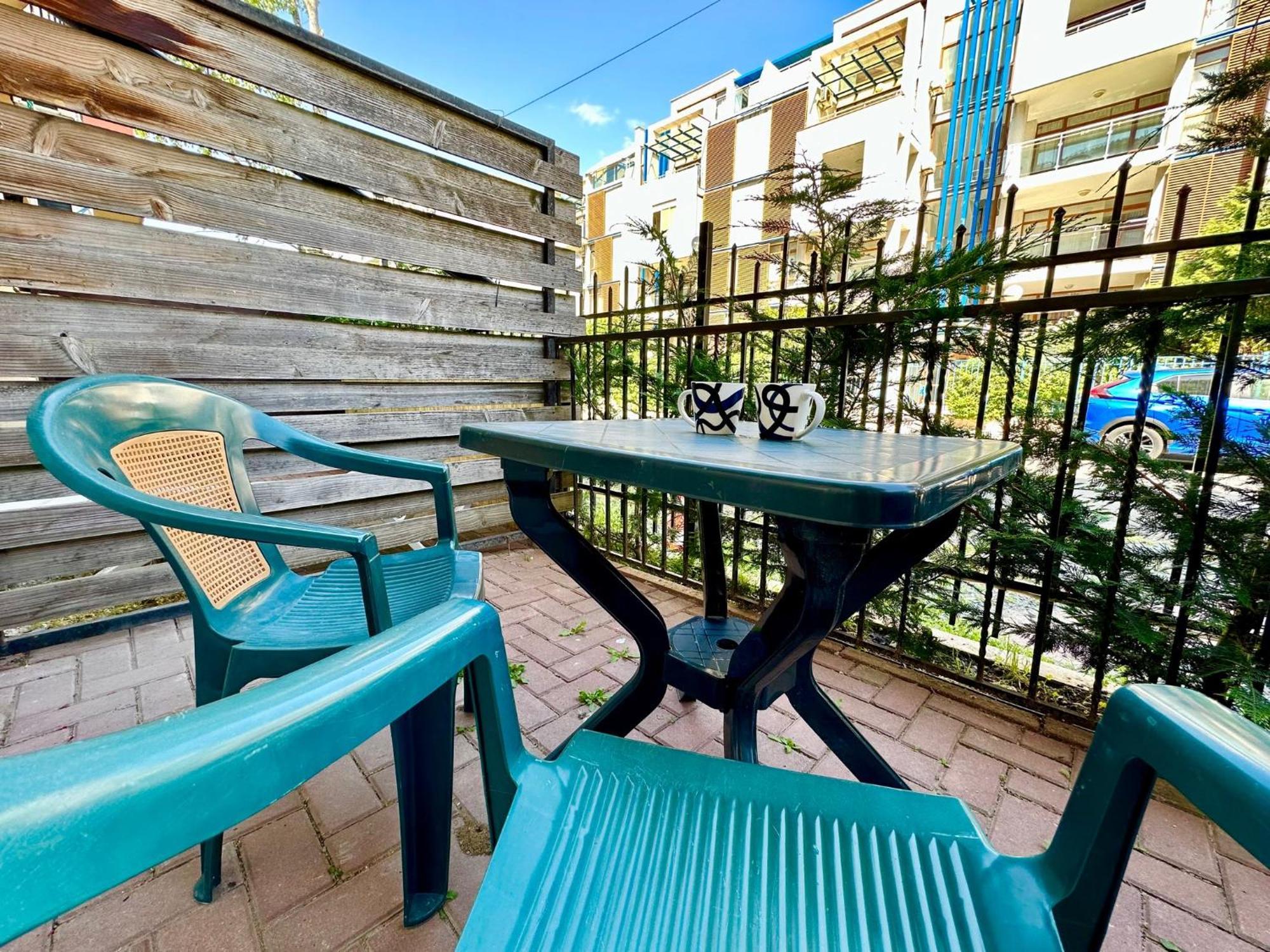 סאני ביץ' Sunny View Central - Menada Apartments חדר תמונה