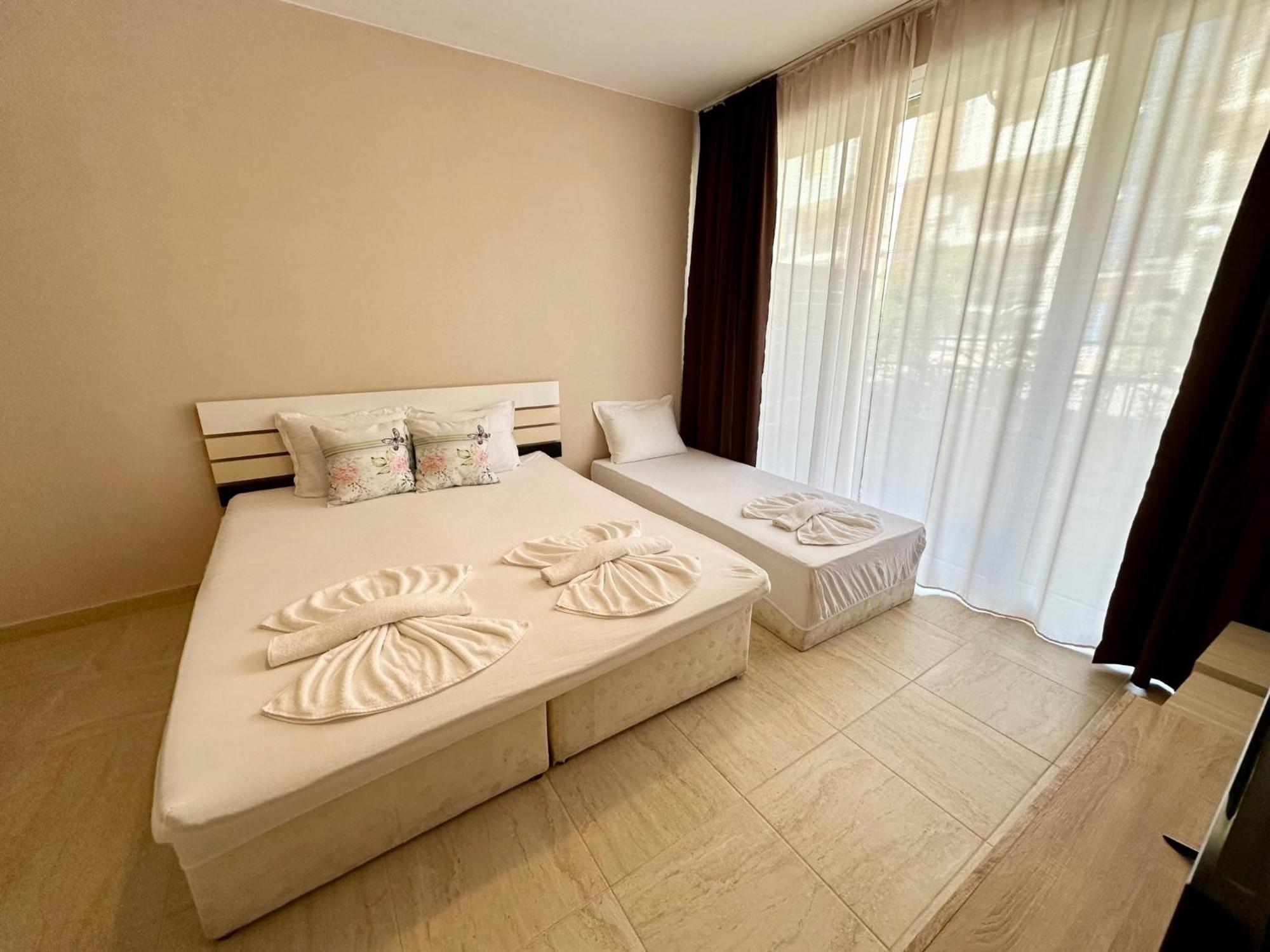 סאני ביץ' Sunny View Central - Menada Apartments חדר תמונה